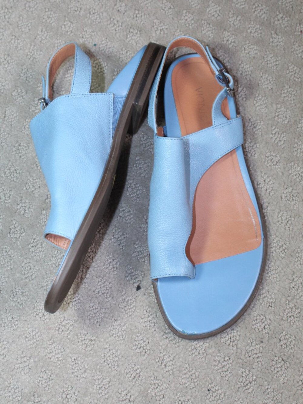Vionic Size 9M Ella Light Blue Leather Sandal